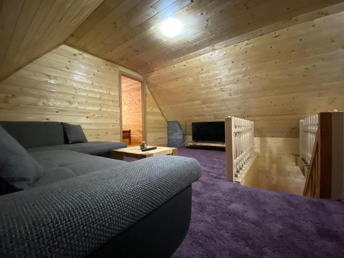 Wooden House With A Waterfall "Stipanov Mlin" Villa Plitvička Jezera Exterior foto